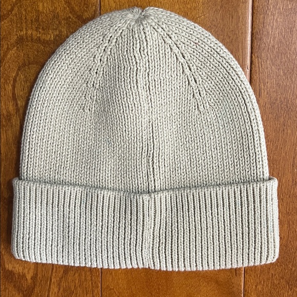 Baby GAP Beanie Knit Hat Size M/L Beige Tan Nude - Picture 4 of 9